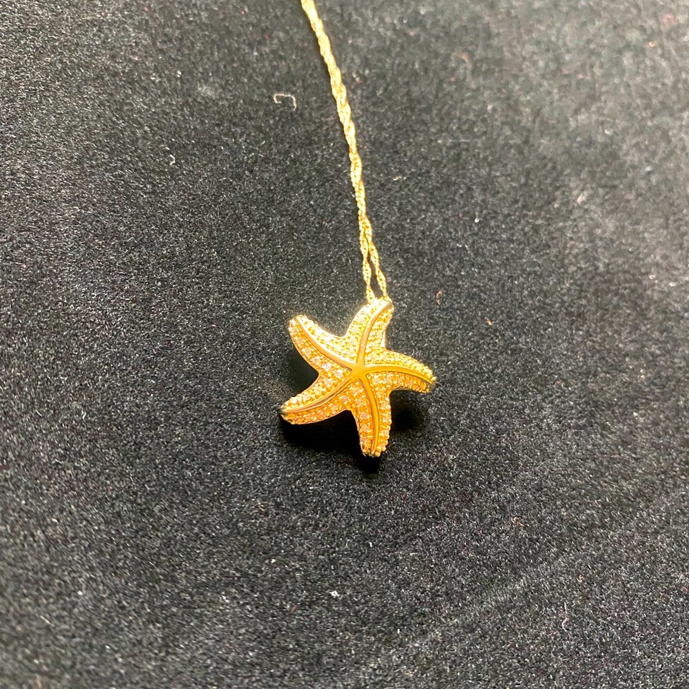 10k Yel Starfish Pendant .15ct Live Diamonds